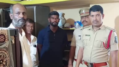 ఎల్లారెడ్డి: అన్నసాగర్ లో ఏడుగురిండ్లలో బంగారం వెండి ఆభరణాలు భారీ చోరీ, కేసు నమోదు చేసి దర్యాప్తు చేస్తున్న పోలీసులు