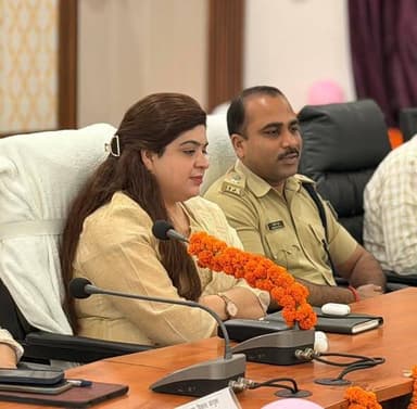 📢 बिहार सरकार की ऐतिहासिक पहल — “सबका सम्मान, जीवन आसान”
आमजन की समस्याओं के त्वरित, पारदर्शी एवं प्रभावी समाधान हेतु म...