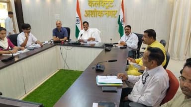 मध्यप्रदेश स्टेट सिविल सप्लाईज कार्पोरेशन के अध्यक्ष ने की उपार्जन कार्यों की समीक्षा
--
जिले में समर्थन मूल्य पर गेहूं ...