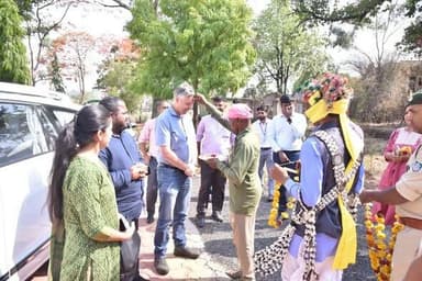 ➡️ नाँदा हनी की गुणवत्ता और प्रोसेसिंग से प्रभावित हुआ न्यूजीलैंड प्रतिनिधिमंडल
➡️ न्यूजीलैंड प्रतिनिधिमंडल ने नाँदा हन...