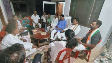 शहर कांग्रेस ने वार्ड नंबर 1 में जनसमस्याओं को लेकर चलाया व्यापक भ्रमण अभियान
हरदोई। शहर कांग्रेस कमेटी हरदोई द्वारा वा...