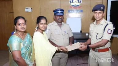 அரியலூர்: கல்வியில் சிறந்து விளங்கிய காவல்துறையின் குழந்தைகளுக்கு, மாவட்ட எஸ்பி அலுவலகத்தில் கல்வி உதவித்தொகை வழங்கல்