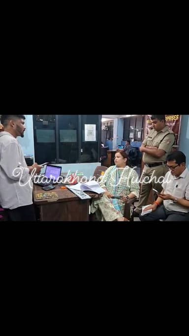 देहरादून में फर्जी नंबर प्लेट रैकेट का खुलासा
राजपुर रोड पर परिवहन विभाग की छापेमारी में फर्जी और संदिग्ध नंबर प्लेटें म...