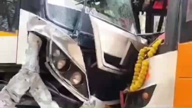 देहरादून-ऋषिकेश हाईवे पर भीषण टक्कर, 2 बसों और कार की भिड़ंत से मची अफरा-तफरी