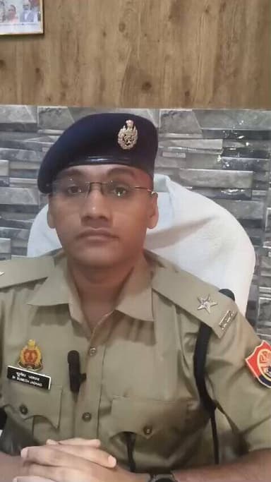 - दिनांक 12.05.2026 को थाना कल्याणपुर क्षेत्रान्तर्गत ब्लिंकिट डिलीवरी हाउस में कर्मचारियों एवं कंपनी प्रबंधन के बीच कार...