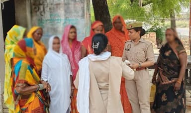 दिनांक 12.05.2026 को जनपद गाजीपुर के #थाना_शादियाबाद की मिशन शक्ति टीम द्वारा #मिशन_शक्ति_फेज_5 (द्वितीय चरण)के तहत महि...