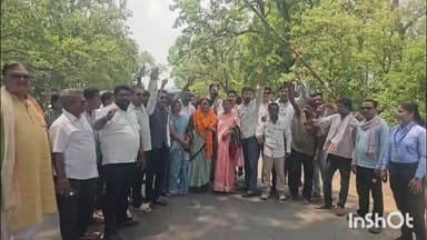 जगदलपुर: राज्यसभा में लगातार दूसरी बार निर्वाचित होने के बाद बस्तर पहुंची सांसद फूलो देवी नेताम का कांग्रेसियों ने किया स्वागत