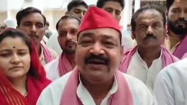 महोबा में मर्यादा तार-तार: सपा सांसद ने PM मोदी के लिए कहे अपशब्द,PM पर अमर्यादित टिप्पणी मामले में पुलिस ने दर्ज किया क...