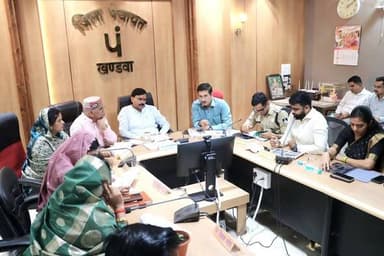 प्रभारी मंत्री श्री लोधी ने बैठक में दिए निर्देश , ग्रीष्म ऋतु में ग्रामीण क्षेत्र में पेयजल व्यवस्था को सर्वोच्च प्राथम...