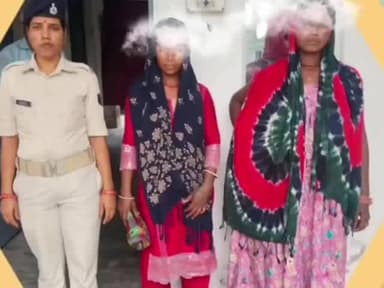 टेढ़ागाछ: टेढ़ागाछ प्रखंड के फतेहपुर थाना क्षेत्र में 15 लीटर देसी शराब के साथ दो महिला तस्कर गिरफ्तार