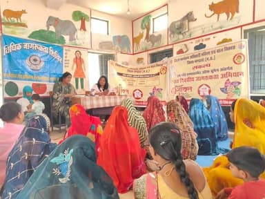 महिलाओं को डिजिटल साक्षरता एवं स्वास्थ्य संबंधी योजनाओं की दी गई जानकारी
कलेक्टर श्री राहुल नामदेव धोटे के निर्देशन एव...