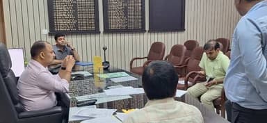 परिवहन अभिकर्ता (मुख्य) के चयन हेतु प्रकाशित निविदा के तकनीकी भाग के मूल्यांकन हेतु बैठक।