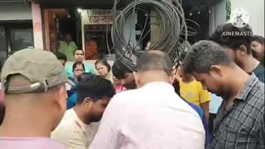 রায়গঞ্জ: বিদ্রোহী মোড়ে টোটোতে বচসা, চেইনের আঘাতে রক্তাক্ত যাত্রী; আটক চালক