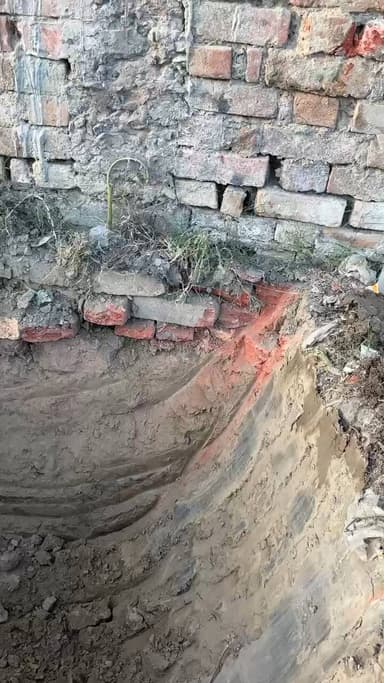 खाकी का खेल! संडीला पुलिस के फर्जीवाड़े का वीडियो साक्ष्य आया सामने, बेगुनाह परिवार की पुकार— न्याय के लिए मुझसे संपर्क करें!"