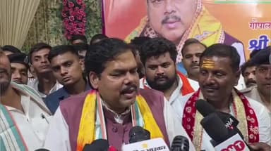 गोपालगंज: बिहार के शिक्षा मंत्री मिथलेश तिवारी का शहर में कार्यकर्ताओं ने किया स्वागत, उमड़ी भीड़