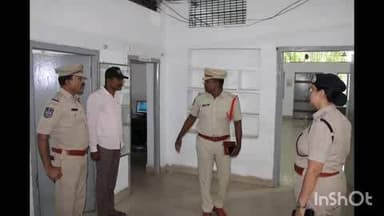 తాండూరు: దొంగతనాలపై ప్రత్యేక దృష్టి సారించాలి : జిల్లా ఎస్పీ స్నేహమేహ్ర