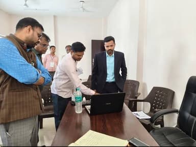 किशनगंज जिलाधिकारी श्री विशाल राज द्वारा पोठिया प्रखंड में जनगणना, सहयोग शिविर एवं फार्मर रजिस्ट्रेशन से संबंधित कार्यों...