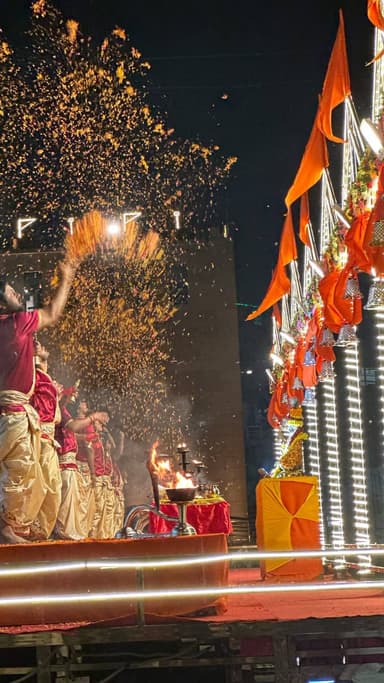 काशी 🔱
( Banaras, Varanasi, Kashi, Uttar Pradesh, Travel, Explpre, BJP, Ghats of Banaras, Ghats of Varanasi )
#banaras...