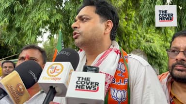 गोड्डा की प्यास और अंधेरे पर फूटा अमित कुमार का गुस्सा; सरकार के खिलाफ सड़क पर छिड़ी 'जंग'।
#Jharkhand #JharkhandNews #...