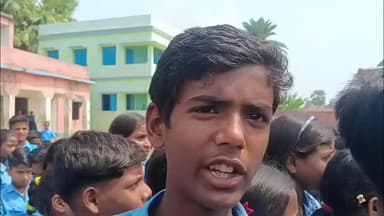 शाहकुंड: शाह कुंड के जगरिया स्थित विद्यालय में शिक्षकों की कमी से हंगामा