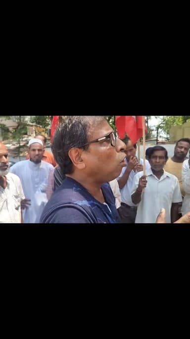 বিভিন্ন দাবি দাওয়া নিয়ে সিটুর আহবানে বিক্ষোভ শিলচরে।