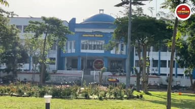 सिमडेगा का समाहरणालय पूरे झारखंड के लिए बना रोल मॉडल !! वीडियो को अधिक से अधिक करें।
#jharkhandupdates
#cmojharkhand
...