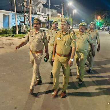 पुलिस अधीक्षक पीलीभीत के निर्देशन में थाना न्यूरिया पुलिस द्वारा अपराध नियंत्रण, शान्ति एवं कानून-व्यवस्था सुदृढ़ बनाए र...