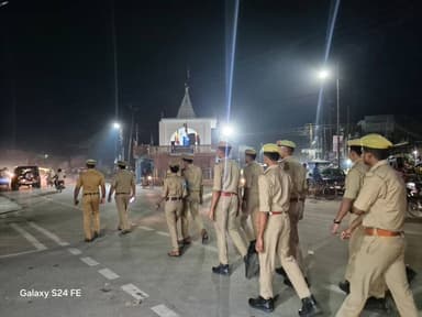 #SPKheri के निर्देशन में कानून व्यवस्था, शांति व सुरक्षा-व्यवस्था बनाये रखने के उद्देश्य से व आमजन में पुलिस के प्रति वि...