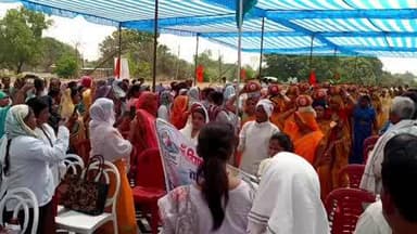 कुंडेश्वर धाम कुण्डम में मां हिरण नदी जल संवर्धन अभियान कार्यक्रम उदगम स्थल से किया गया