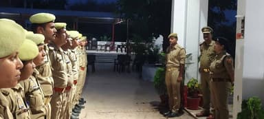 👉 क्षेत्राधिकारी सदर श्रीमती करिश्मा गुप्ता द्वारा थाना जेठवारा में रिक्रूट आरक्षियों को पुलिसिंग संबंधी महत्वपूर्ण विषय...