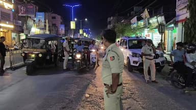 তৎপর পুলিশ, জনগনের পরিসেবায় মোক্ষম ভূমিকায় ট্রাফিক পুলিশ। আলিপুরদুয়ার শহরের চিত্র দেখুন
Alipurduar District Police #tr...