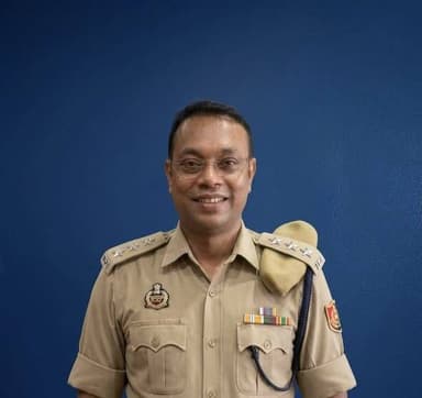বিজেপি প্রার্থীর হেনস্তা মারধরের অভিযোগে সাসপেন্ড দুই পুলিশ আধিকারিক বারুইপুর থানার।