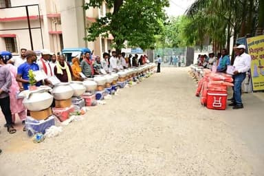 भागलपुर, 12 मई 2026: भागलपुर के समीक्षा भवन में जिलाधिकारी -सह- अध्यक्ष भागलपुर जिला आयोजना क्षेत्र प्राधिकार डॉक्टर नवल...