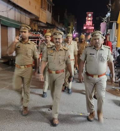 #SPHts के निर्देशन मे जनपद में शान्ति, सुरक्षा व कानून व्यवस्था को सुदृढ बनाये रखने हेतु थाना कोतवाली नगर पुलिस द्वारा ...