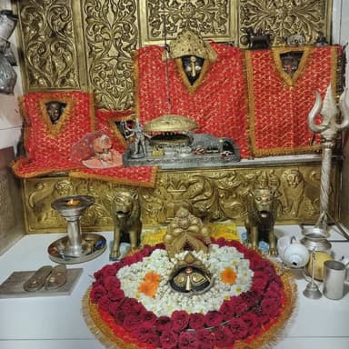 🚩🚩🚩🌹🌺🌺 ॥ ॐ ऐं ह्रीं क्लीं चामुण्डायै विच्चैः॥ 🌹🌺🌺🏵️🌸💐💐🍁🍁🍁 (माँ कालका के आज के श्रृंगार दर्शन)। व (मनसा देवी) जय माँ काली...