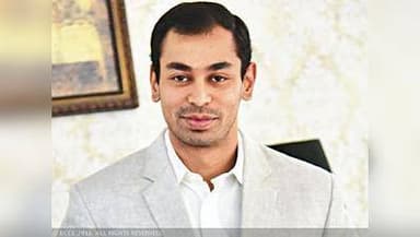 लखनऊ
सपा प्रमुख अखिलेश यादव के भाई प्रतीक यादव का निधन
38 वर्ष की उम्र में ली अंतिम सांस
सुबह लखनऊ सिविल अस्पताल लाया ...