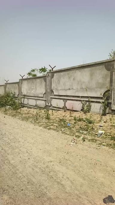परसरामपुरा खेल स्टेडियम कार्रवाई के बाद का दृश्य