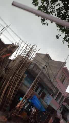 लखीमपुर खीरी मैं बदला मौसम का मिजाज तेज आंधी और बंदा बूंदी से लोगों को गर्मी से मिली राहत