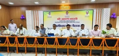 दिशा की बैठक में गूंजे जनहित के मुद्दे; सांसद अरुण भारती ने योजनाओं को धरातल पर उतारने का दिया सख्त निर्देश।
आज दिनांक ...