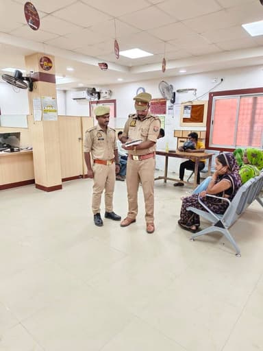 #MaharajganjPolice
पुलिस अधीक्षक #महराजगंज के निर्देशन में अपराध/अपराधियों पर नियंत्रण के दृष्टिगत समस्त थानो द्वारा #...