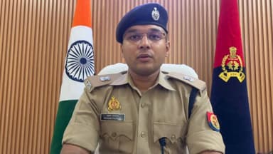 थाना रामपुर बरकोनिया क्षेत्रान्तर्गत पिकअप वाहन दुर्घटना में 03 व्यक्तियों की मृत्यु एवं अन्य व्यक्तियों के घायल होने के...