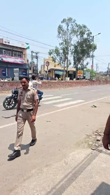 सांपला में जीत का जश्न