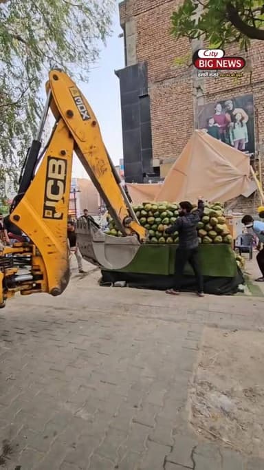 हाथ जोड़ते रहे रेहड़ी वाले नहीं मानी एचएसवीपी की टीम अतिक्रमण के नाम पर रेहड़ी तो हटाई गई पर जनरेटर छोड़ दिए गए, क्या सर...