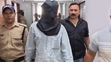 4 लाख कीमत की चरस के साथ दबोचा
रामपुर का रहने वाला इंद्रजीत यहाँ रह कर चरस का धंधा कर रहा है लेकिन पुलिस को भनक तक नही ह...