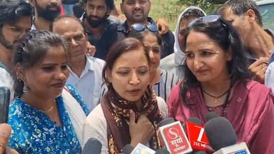 रेवाड़ी में नवनिर्वाचित नगर परिषद की चेयरपर्सन विनीता पीपल ने कहा यह शहर की जीत # 21 हजार वोटो से जीत दर्ज की।