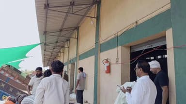 खिरकिया: जिले में अधिकारियों ने किया गेहूं उपार्जन केंद्रों का निरीक्षण, किसानों की सुविधाओं पर दिया ज़ोर