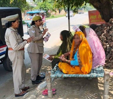 #SSP @moradabadpolice के निर्देशन में थाना छजलैट पुलिस द्वारा #MissionShakti5 अभियान फेज-5 के तहत थाना क्षेत्रा0 भ्रमणशी...