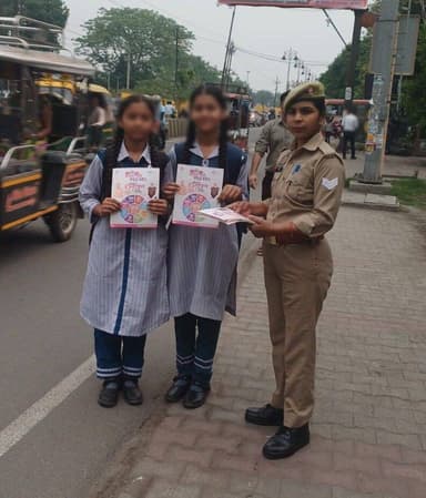 #SSP @moradabadpolice के निर्देशन में थाना गलशहीद पुलिस द्वारा #MissionShakti5 अभियान फेज-5 के तहत थाना क्षेत्रा0 भ्रमणश...