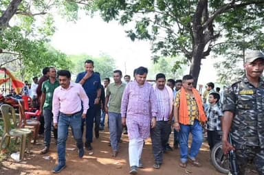 ଝାରସୁଗୁଡା: ଝାରସୁଗୁଡ଼ା ପତ୍ରାପାଲିରେ ବିବାହ ଉତ୍ସବ, ବିଧାୟକ ଟଙ୍କଧର ତ୍ରିପାଠୀ ଯୋଗଦେଲେ