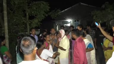 নগাঁও: গাভিনী গাইক চামগুৰিৰ শিঙীয়া ফুকনখাটত অত্যাচাৰ কৰাক লৈ ওলাই আহিল স্থানীয় ৰাইজ